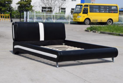 Рамка двуспальной кровати кровати OED OMD Faux Bendwood кожаной обитая чернотой