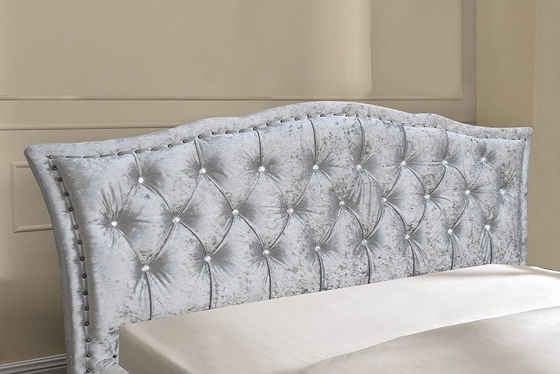 Роскошная машинная плита короля Размера Бархата Ткани с Tufted и кристаллическим изголовьем